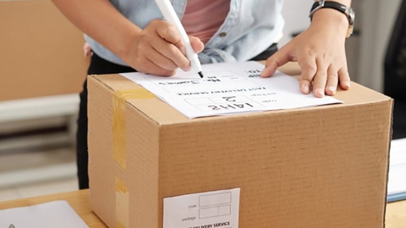 cách gói hàng gửi bưu điện